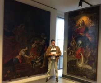 Vittorio Quagliata at Messina Regional Museum with GBQ paintings.