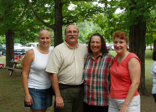 Jennifer Quagliata, Mike Quagliata, Linda Kenney and Brenda Smith - click for a larger view.